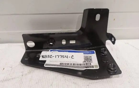 Ford Ranger Front bumper mounting bracket KB3Z17754C