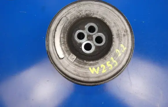Mercedes-Benz GLC X253 C253 Crankshaft pulley A6510351912