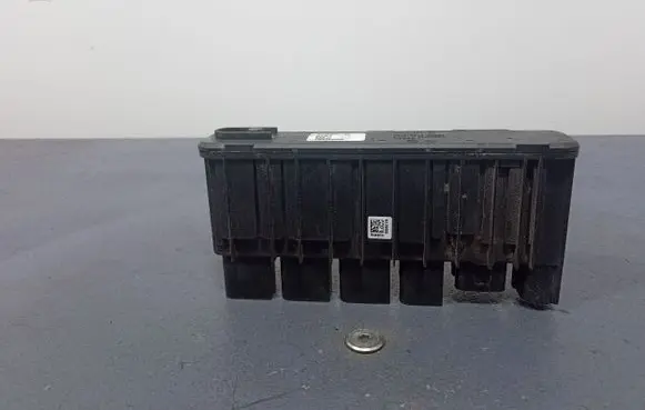 BMW 7 F01 F02 F03 F04 Other control units/modules 8638552