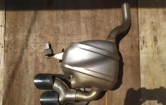 Porsche Macan (95B) Muffler ending 95B253612