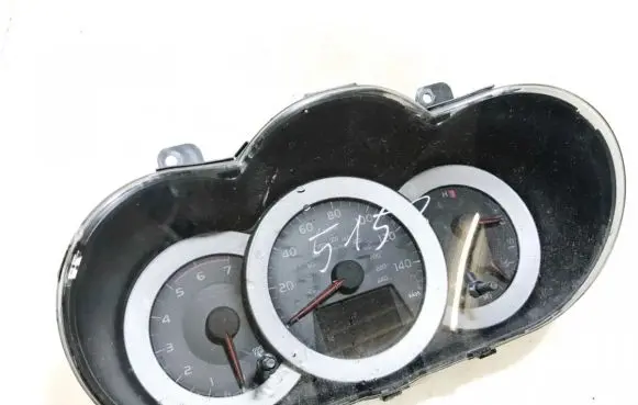 Speedometer (instrument cluster)