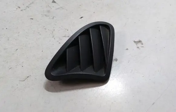 Volkswagen Caddy Dashboard air vent grill cover trim 2K0819705