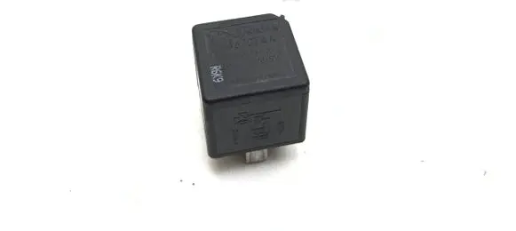 Jaguar XK8 - XKR Other relay LJA6707AA V23136A1X20