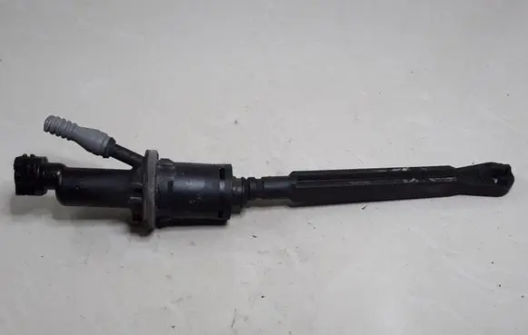Citroen C4 I Clutch master cylinder
