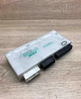 BMW 5 E39 Comfort/convenience module 6938443 60837710