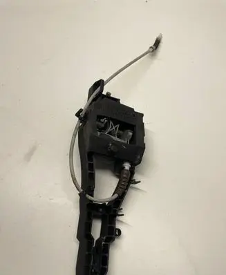 BMW 1 F20 F21 Front door exterior handle/bracket 51217297750 7297750 14389710