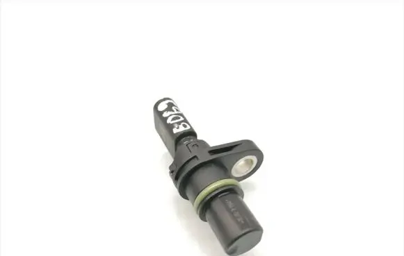 Skoda Octavia Mk3 (5E) Camshaft position sensor 04L907601A