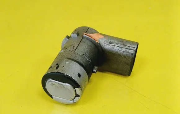 Audi A3 S3 8L Parking PDC sensor 4B0919275
