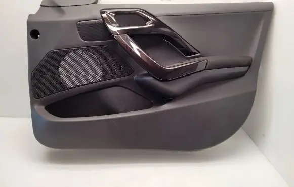 Peugeot 208 Front door card panel trim 96763525ZD