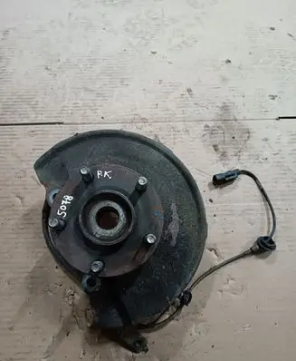 Citroen C-Crosser Front wheel hub NOCODE