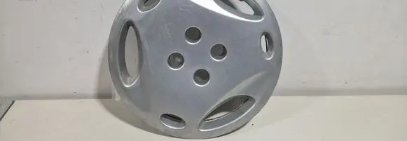 Citroen Xantia R14 wheel hub/cap/trim 7700834970