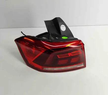 Volkswagen PASSAT B8 Rear/tail lights 3G9945095F