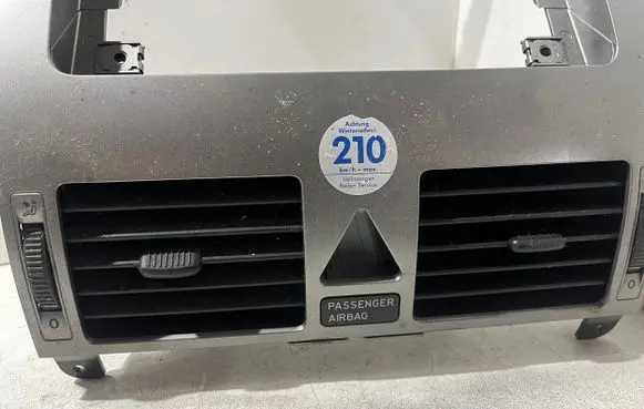 Volkswagen Touran I Dash center air vent grill 1T1819728D