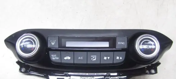 Honda CR-V Climate control unit 79600-T1V-E611-M1