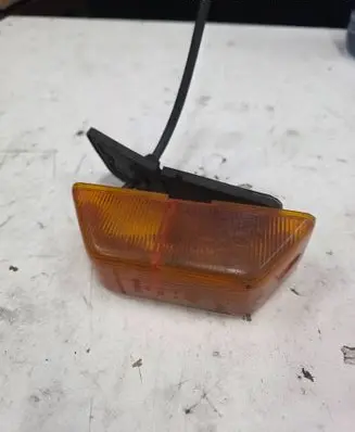 Volkswagen II LT Front fender indicator light 141472