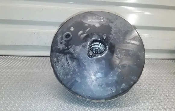 Renault Clio III Brake booster 472103448R