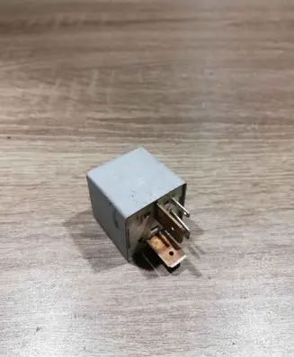 Audi A3 S3 8L Other relay 357911253