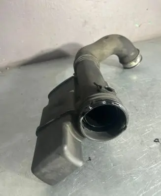Mercedes-Benz E W211 Intercooler hose/pipe A2115280308