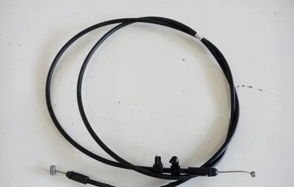 Hyundai Santa Fe Engine bonnet/hood lock release cable 