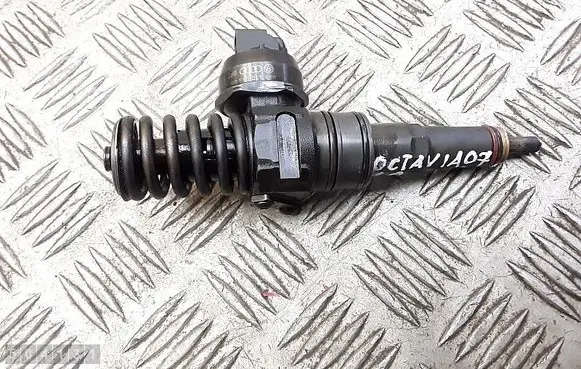 Fuel injector