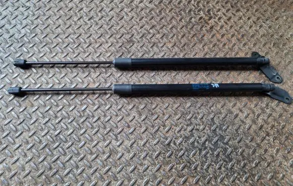 Volkswagen Tiguan Allspace Tailgate/trunk strut/damper 5NA827550B