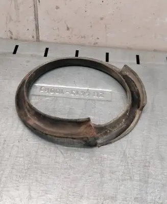 BMW 1 E81 E87 Front coil spring rubber mount 6767500