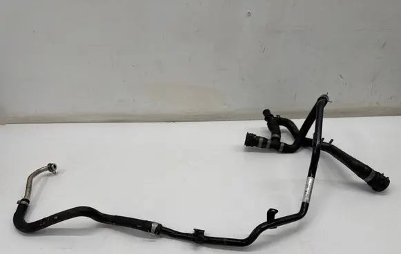 Engine coolant pipe/hose
