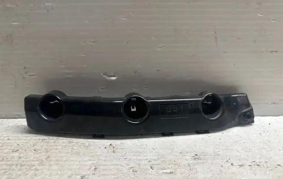 Nissan X-Trail T32 Front bumper mounting bracket 622224CL0A