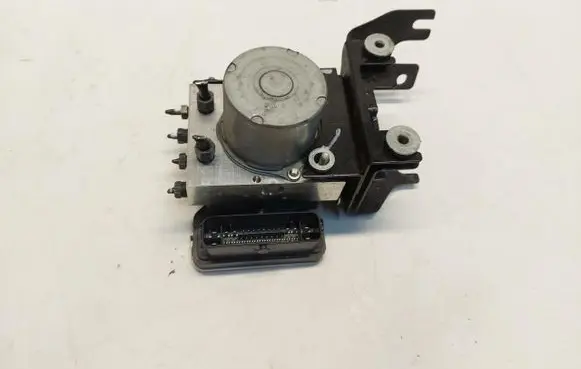Nissan X-Trail T33 ABS Pump 476606RU7AJLK01