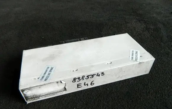 BMW 3 E46 Central body control module 8385343