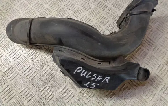 Nissan Pulsar Air intake duct part 3ZU0B