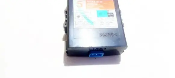 Volvo S70 V70 V70 XC Door control unit/module 9166196 151300-8050