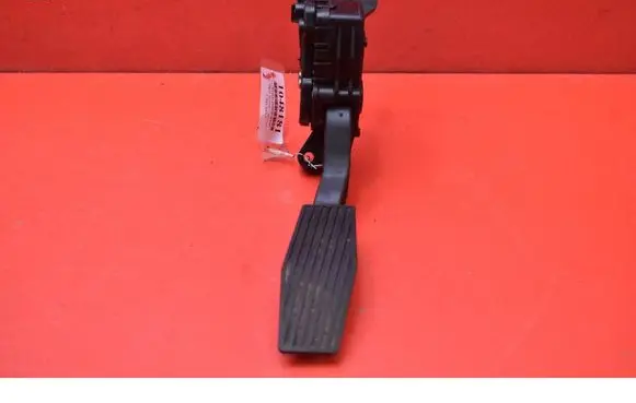 Opel Vectra C Accelerator throttle pedal 9186724CE