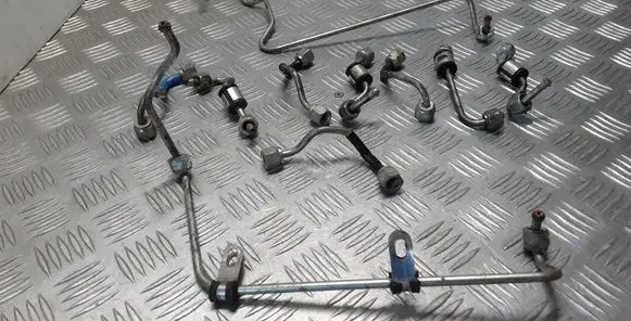 Ford Ranger Fuel injector supply line/pipe 
