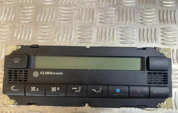 Volkswagen PASSAT B5 Climate control unit 3B1907044B 5HB00761710