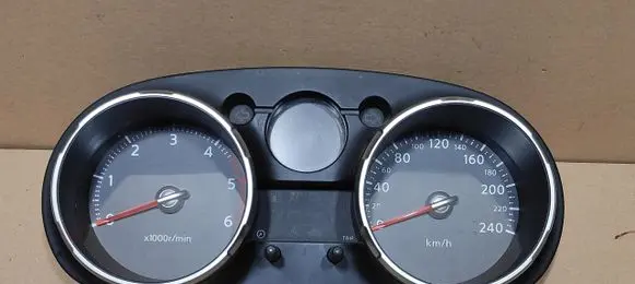 Nissan Qashqai Speedometer (instrument cluster) JD73A