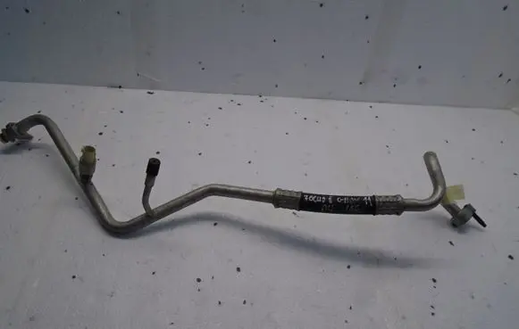 Ford C-MAX I Air conditioning (A/C) pipe/hose