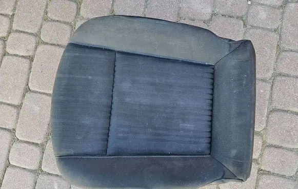 Opel Zafira C Rear seat side bottom trim 13296595