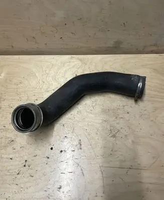 Mercedes-Benz ML W164 Intercooler hose/pipe A2515280582