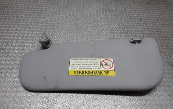 Sun visor