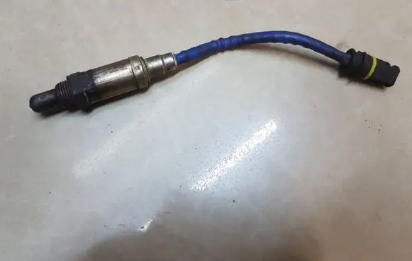 Mercedes-Benz ML W163 Lambda probe sensor 0015402817