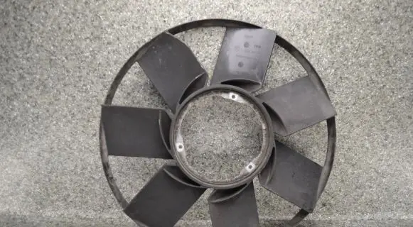 BMW 3 E46 Fan impeller 2249373 51836