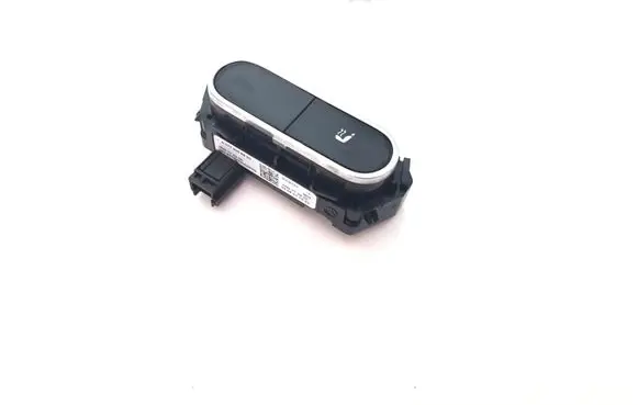 Mercedes-Benz CLA C118 X118 Seat heating switch A1779056800