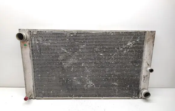 BMW 5 E60 E61 Coolant radiator 7795878 17117795878