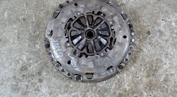 Skoda Fabia Mk3 (NJ) Clutch set kit 123062510 323084510 3021600295