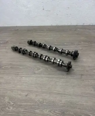 Volkswagen PASSAT B7 Camshaft 03L101D 03L102C