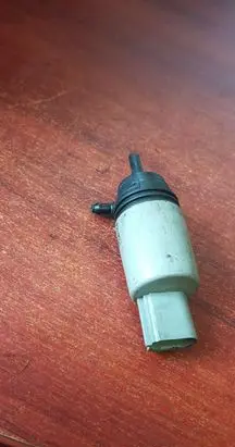 BMW 5 E60 E61 Windscreen/windshield washer pump 6934159