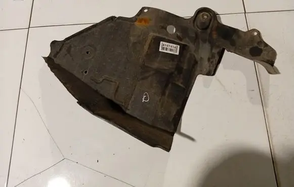 Nissan Almera Tino Engine splash shield/under tray 758934m400