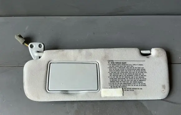 Sun visor