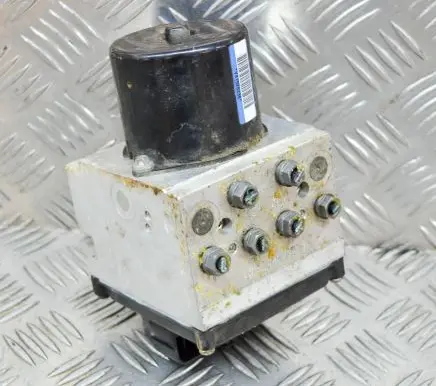 Volkswagen PASSAT B6 ABS Pump 16431607 3C0614109J